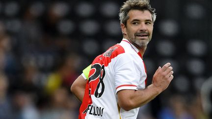 Jérémy Toulalan fait son retour sur le terrain.  (FABRICE COFFRINI / AFP)