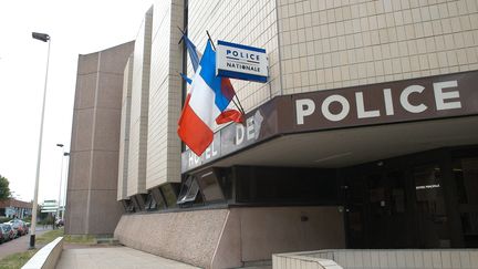 Commissariat de police de Cergy-Pontoise (Val-d'Oise). Photo d'illustration. (STEPHANE DE SAKUTIN / AFP)