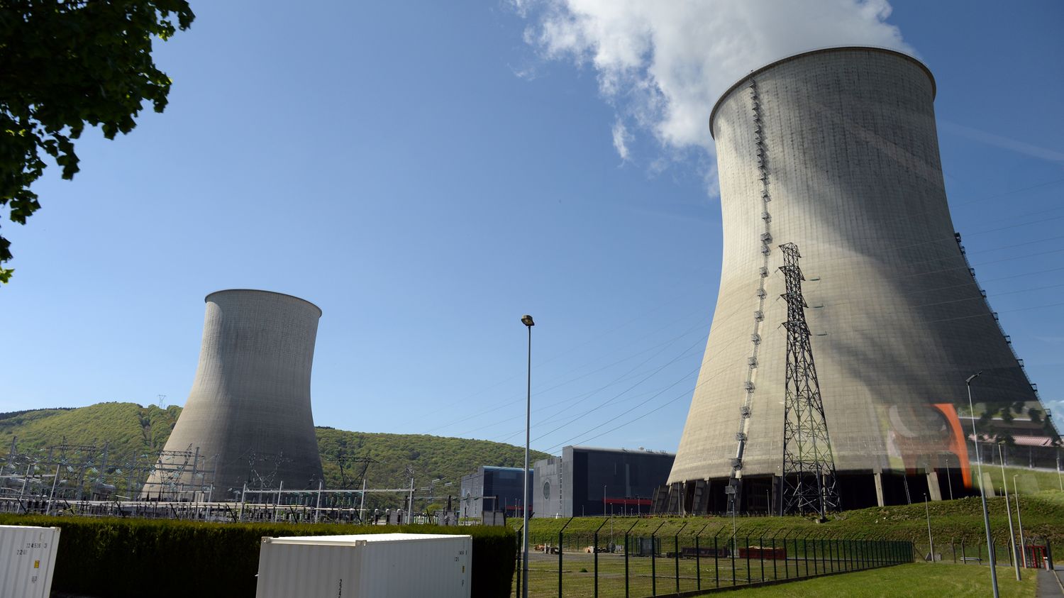 Comment La Chaleur Et La Secheresse Entrainent Un Fonctionnement Au Ralenti Des Centrales Nucleaires