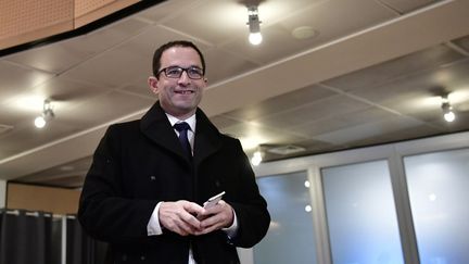 Le candidat n’a fait que 6,35 % à la présidentielle mais espère, grâce à son mouvement transpartisan, récupérer ce qui reste du PS.&nbsp; (PHILIPPE LOPEZ / AFP)