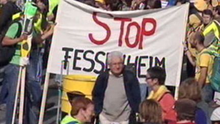 Manifestation antinucléaire pour la fermeture de la centrale de Fessenheim, le 03 octobre 2009 (© France 2)