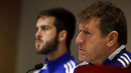 Safet Susic (au premier plan), lorsqu'il coachait la Bosnie-Herzégovine. (JACK GUEZ / AFP)