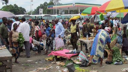 Marché à Brazzaville, capitale de la République du Congo, le 24 octobre 2015 (AFP PHOTO / STRINGER)