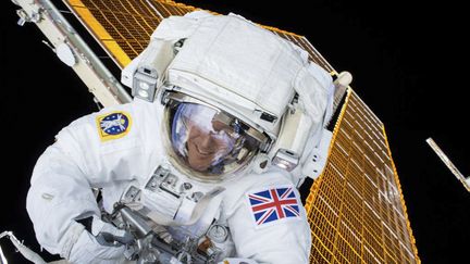 Tim Peake interviewé depuis la Station spatiale internationale.