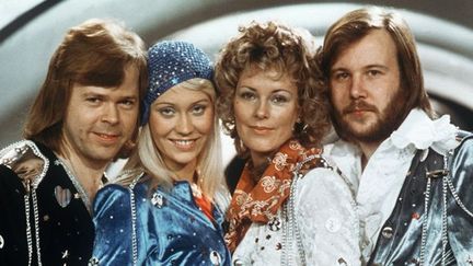 Björn Ulvaeus, Agnetha Faltskog, Anni-Frid Lyngstad et Benny Andersson à l&#039;Eurovision en 1974.
 (AFP)