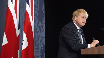 Le Premier ministre britannique Boris Johnson prononce un discours à Blackpool, au Royaume-Uni, le 9 juin 2022. (PETER BYRNE / POOL / AFP)