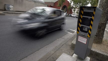 Selon la S&eacute;curit&eacute; routi&egrave;re, les conducteurs &eacute;trangers repr&eacute;sentent 20 &agrave; 25% des flashs de radars automatiques&nbsp;pour exc&egrave;s de vitesse. (MAXIME JEGAT / LE PROGRES / MAXPPP)