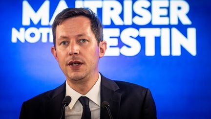 François-Xavier Bellamy lors de la présentation du programme de la liste des Républicains pour les européennes, le 14 mai 2024 à Paris. (XOSE BOUZAS / HANS LUCAS / AFP)