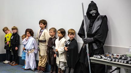 &nbsp; (Les membres de la 501st Legion se mobilisent pour la bonne cause © Matthieu Mondoloni/France Info)