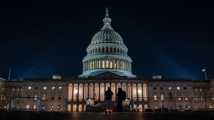 Le Capitole, où se trouvent la Chambre des représentants et le Sénat américains, le 20 décembre 2024 à Washington (Etats-Unis). (KENT NISHIMURA / GETTY IMAGES NORTH AMERICA / AFP)