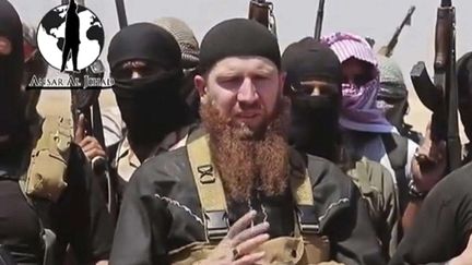 Abou Omar Al-Chichani, commandant tch&eacute;tch&egrave;ne qui combat en Syrie, dans une image fournie par le groupe Etat islamique en juin 2014. (AP/SIPA / AP)