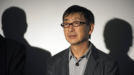 L'architecte japonais Toyo Ito, lors d'une conf&eacute;rence de presse &agrave; Madrid (Espagne), le 11 novembre 2009. (DOMINIQUE FAGET / AFP)