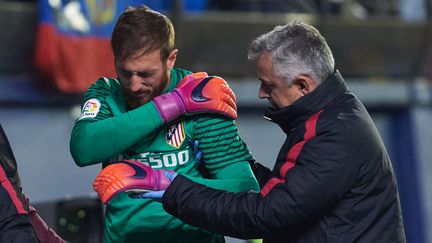 Jan Oblak pourrait manquer trois à quatre mois de compétition (MARIA JOSE SEGOVIA / NURPHOTO)