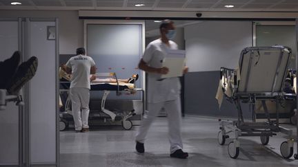 Un service d'urgence à Perpignan (Pyrénées-Orientales), le 4 juillet 2022. (ARNAUD LE VU / HANS LUCAS / AFP)