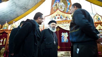 Girguis Lucas, curé de la paroisse copte de Châtenay-Malabry, le 4 janvier 2011. (AFP)