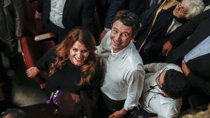 Marlène Schiappa et Benjamin Griveaux, candidat LREM à la mairie de Paris, lors d'un meeting de ce dernier à Paris, le 25 novembre 2019. (MAXPPP)