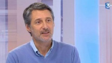 Antoine de Caunes dans &quot;La folle histoire d&#039;amour de Simon Eskenazy&quot;
 (Culturebox)