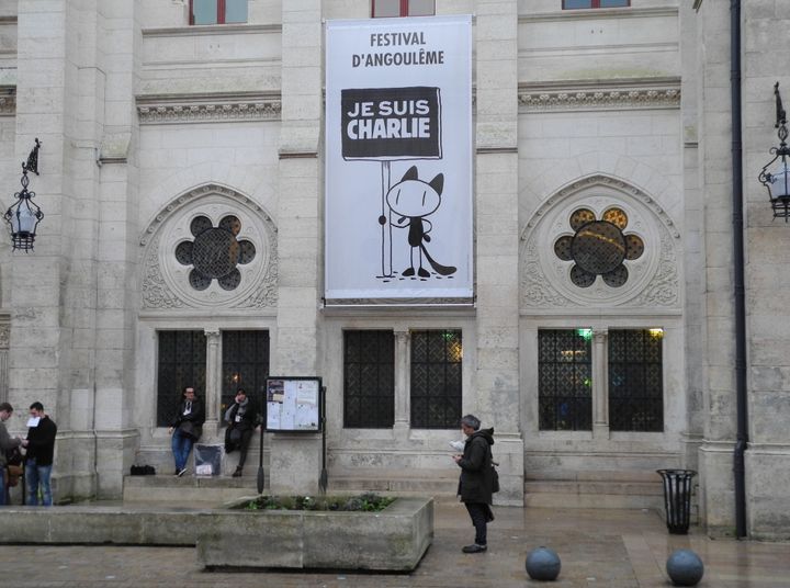 Sur l'hôtel de Ville d'Angoulême.
 (LCA/Culturebox)