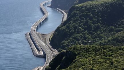 Vue aérienne de la Nouvelle route du littoral (Imaz Press Reunion)