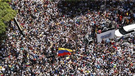 L'opposition vénézuélienne derrière la cheffe de file Maria Corina Machado participe à une manifestation contre les résultats officiels de l'élection présidentielle à Caracas, au Venezuela, le 17 août 2024. (MIGUEL GUTIERREZ / MAXPPP)