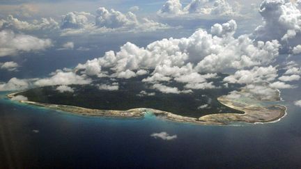 Vue a&eacute;rienne de l'&icirc;le North Sentinel&nbsp;en 2005. (GAUTAM SINGH / AP / SIPA)