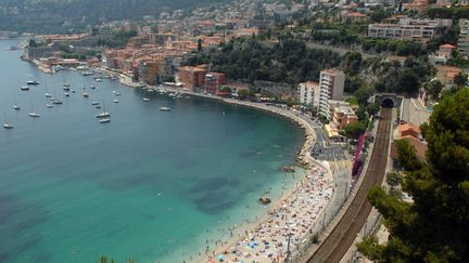 La plage de Villefranche-sur-Mer (Alpes-Maritimes), le 16 juillet 2023. (RICHARD VILLALON / MAXPPP)