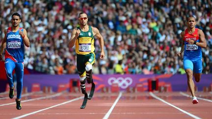 Oscar Pistorius lors des séries du 400m à Londres