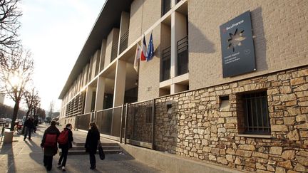 Le lycée Guillaume Apollinaire à Thiais (Val-de-Marne), le 16 janvier 2023. (PIERRE VERDY / AFP)