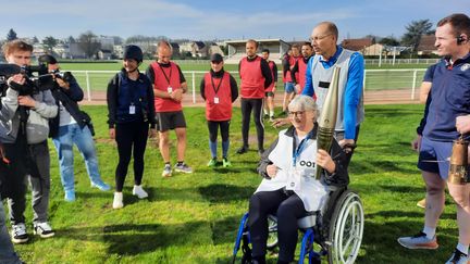 Le 22 mars 2024 est une journée test pour la flamme olympique, avec un entraînement au relais flamme éteinte, dans le département de l'Aube. (JEROME VAL / FRANCEINFO)