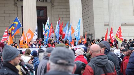 Manifestation du 7 février, troisième journée de mobilisation contre la réforme des retraites, à Périgueux en Dordogne (Jeanne de Butler / Radio France)