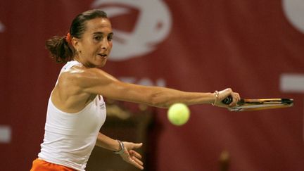 Selima Sfar lors du tournoi WTA de Doha, le 28 février 2006. (KARIM JAAFAR / AFP)