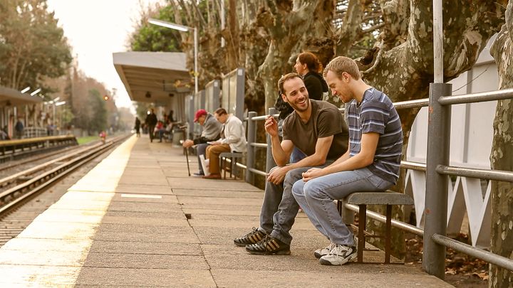 Le colocataire, sixième long-métrage de l'argentin Marco Berger, relate à nouveau l'histoire d'un amour impossible entre deux hommes. (Optimale Distribution)