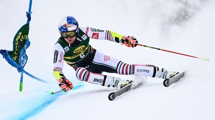 Alexis Pinturault à Santa Caterina  (MARCO BERTORELLO / AFP)