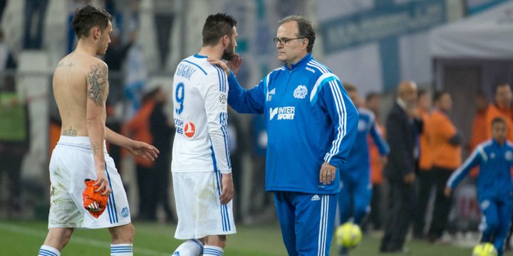 André-Pierre Gignac, Lucas Ocampos et Marcelo Bielsa déçus après la gifle reçue face à Lorient