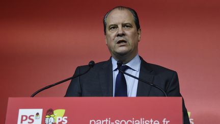 Le premier secr&eacute;taire du Parti socialiste, Jean-Christophe Cambad&eacute;lis, lors d'une conf&eacute;rence de presse, le 7 mars 2016 &agrave; Paris. (DOMINIQUE FAGET / AFP)