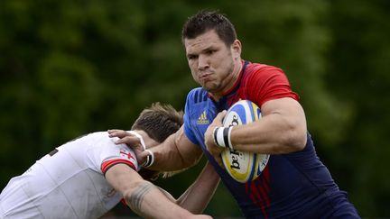 R&eacute;my Grosso, l'ailier du Castres Olympique et du XV de France, photographi&eacute; ici lors d'un match international de rugby &agrave; 7, le 6 juin 2015 &agrave; Moscou (Russie). (SEFA KARACAN / ANADOLU AGENCY)