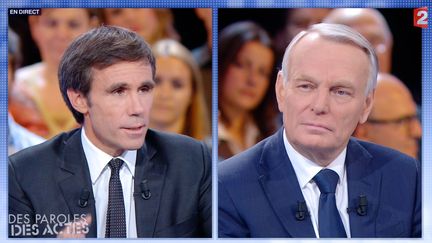 Jean-Marc Ayrault (D), interrog&eacute; par David Pujadas, le 27 septembre 2012 lors de l'&eacute;mission "Des paroles et des actes" sur France 2. (FRANCE 2)