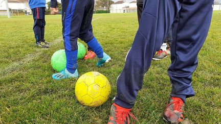 Entraînement de football amateur pour des jeunes enfants.&nbsp; (BENEDICTE DUPONT / RADIO FRANCE)