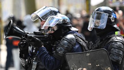 Le plaignant a porté plainte après avoir perdu un oeil lors d'affrontements entre manifestants et forces de l'ordre. (DAMIEN MEYER / AFP)