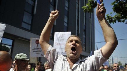 A Sarajevo, le 30 juillet 2015, les manifestants dénonçaient le nouveau code du travail (Samir Yordamovic / ANADOLU AGENCY)