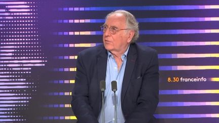 Jean-Paul Chagnollaud, président de l’Iremmo était l'invité du "8h30 franceinfo" mardi 28 mai 2024. (FRANCEINFO/RADIOFRANCE)