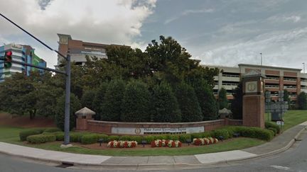 Le Wake Forest Baptist Medical Center, &agrave; Winston-Salem (Caroline du Nord), o&ugrave; des m&eacute;decins sont parvenus &agrave; implanter des vagins artificiels &agrave; quatre jeunes femmes.&nbsp; (GOOGLE STREETVIEW / FRANCETV INFO)