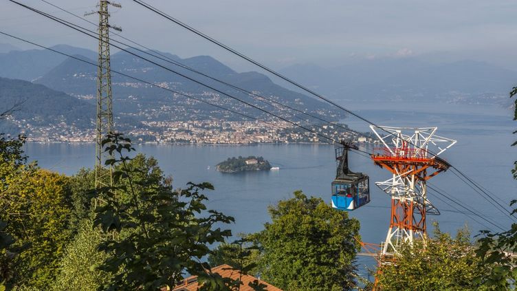 Le téléphérique de Stresa, dans le Piémont, en Italie, le 11 septembre 2018. (FRANK FELL / ROBERT HARDING PREMIUM / AFP)