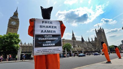 &nbsp; (Lors d'une manifestation devant le Parlement britannique © MaxPPP)