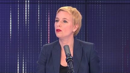 Clémentine Autain, députée La France insoumise de Seine-Saint-Denis, était l'invitée de franceinfo jeudi 6 mai 2021. (FRANCEINFO / RADIO FRANCE)