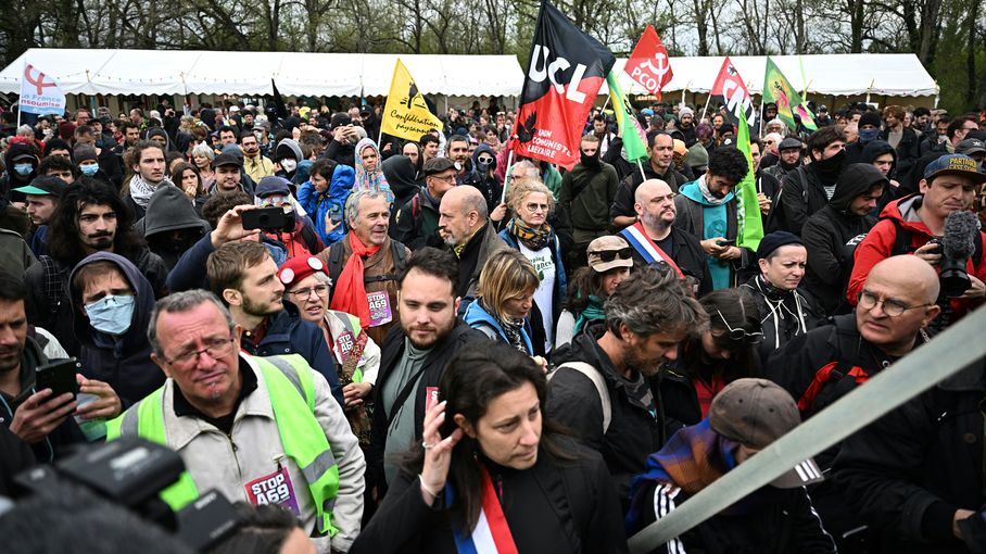 Manifestation contre l'A69 ToulouseCastres des milliers de personnes