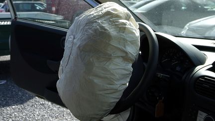  (© Maxppp  Aux USA, gigantesque rappel pour airbags défectueux. Et en France ?)