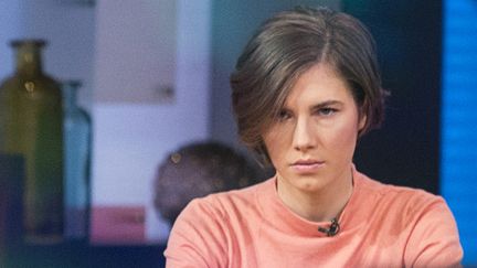 Amanda Knox patiente avant une interview &agrave; la cha&icirc;ne am&eacute;ricaine ABC, &agrave; New York,&nbsp;le 31 janvier 2014. (ANDREW KELLY / REUTERS)