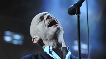 Le chanteur de Louise attaque Gaëtan Roussel lors du festival "Fiesta des Suds" à Marseille en octobre 2016. (GILLES BADER / CROWDSPARK / AFP)