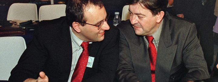 Jean-Luc Mélenchon et Julien Dray, ici en 1997, lors du congrès du PS à Brest. (REUTERS / X00700)